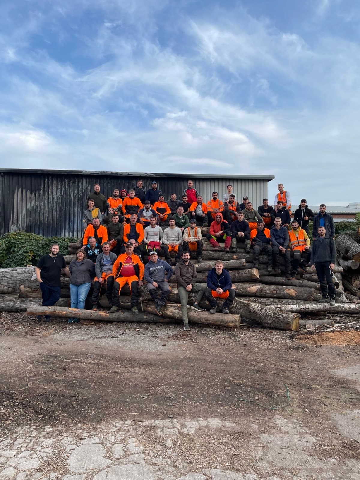 Team der Baumpflege im Einsatz